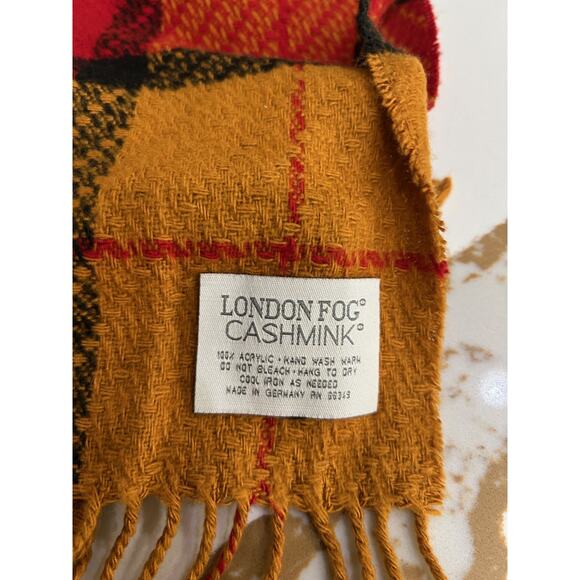 London Fog CashMink Scarf Plaid Red Mustard Tassel Hem Germany Winter - Picture 6 of 6